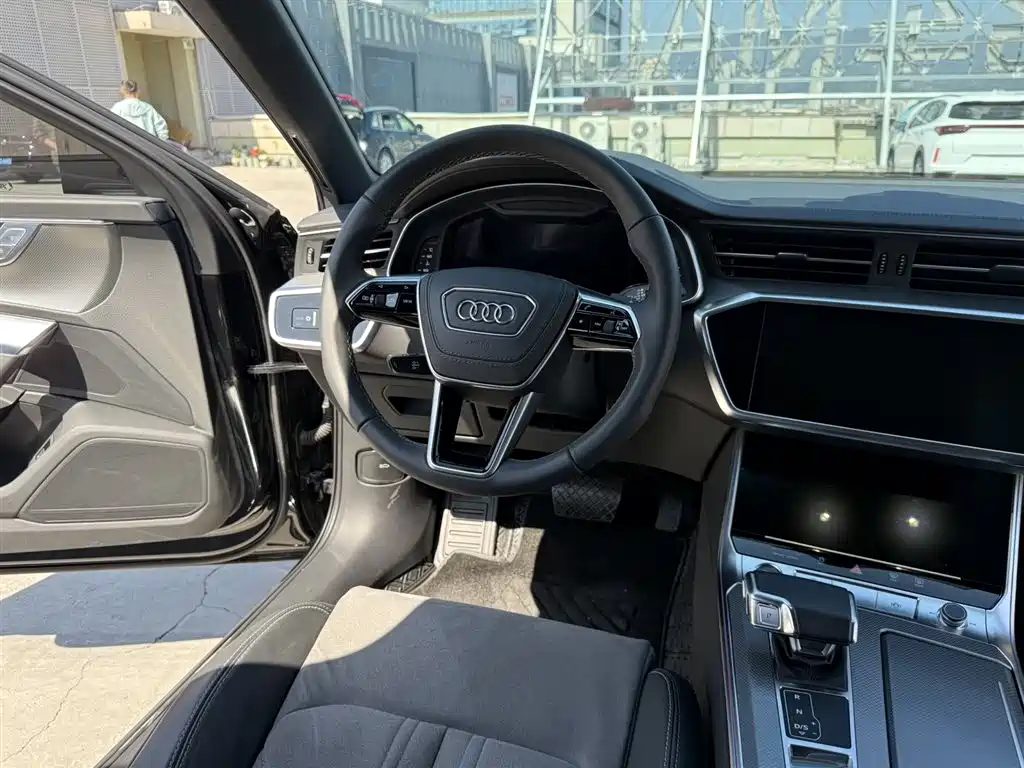 Audi A6L 2023 — фото 16