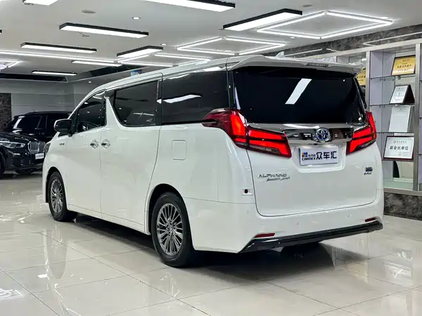 Toyota Alphard 2021
