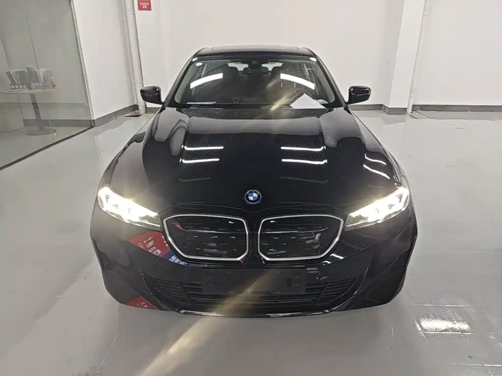 BMW i3 2024