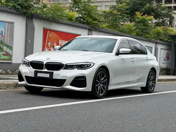 BMW 3 Series 2022
