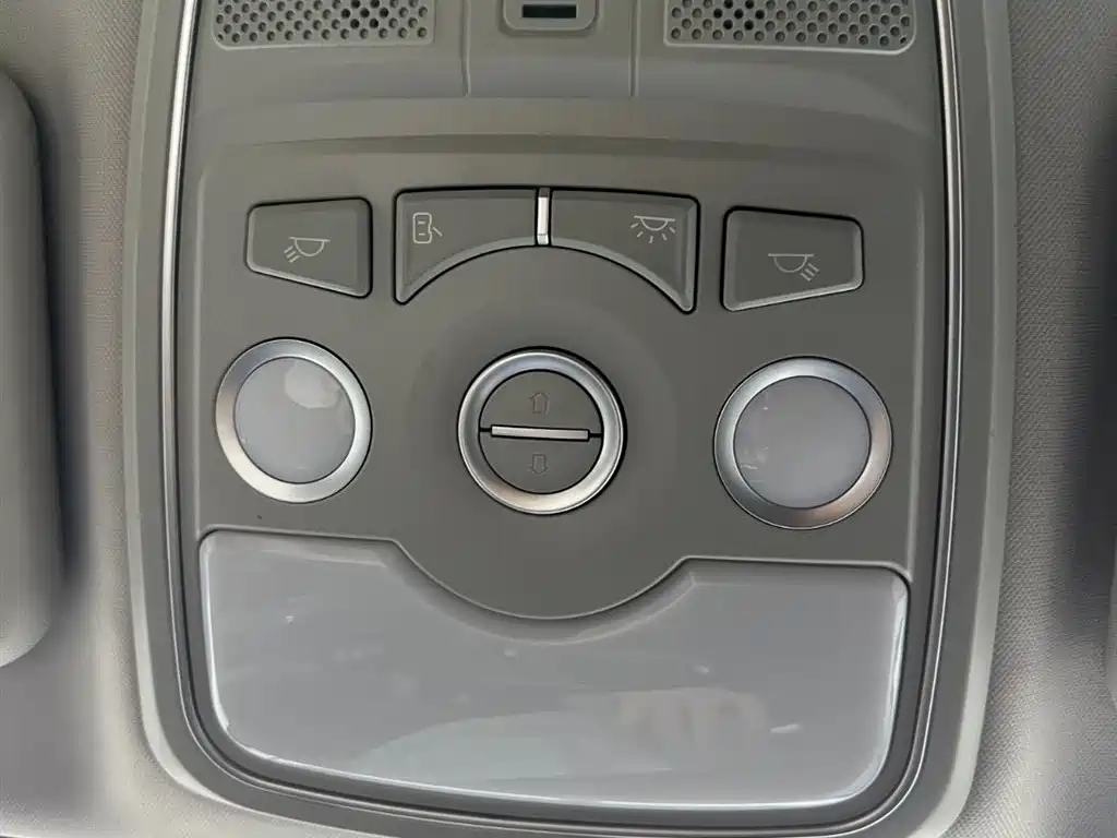 Haval M6 2023 — фото 17