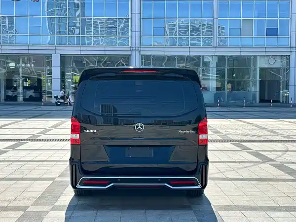 Mercedes-Benz Vito 2024