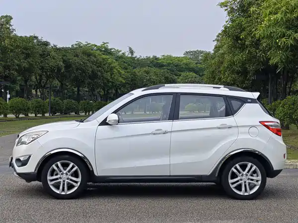 Changan CS35 2016