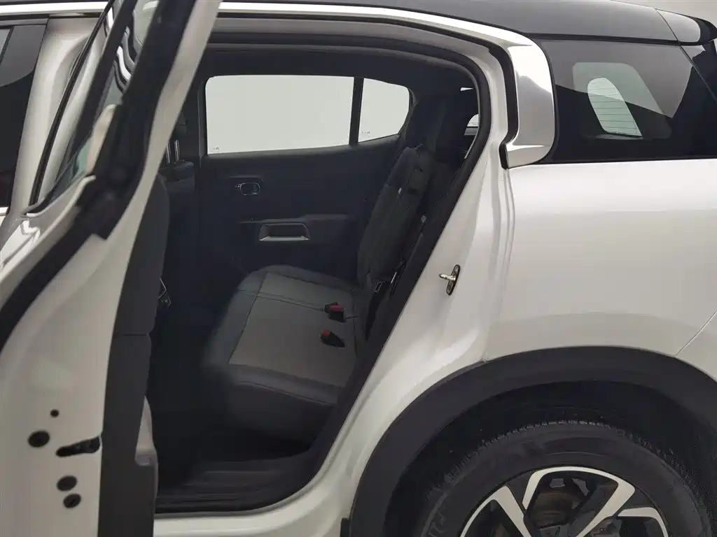 Citroen C5 AIRCROSS 2021 — фото 15