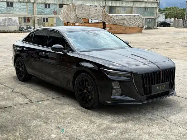 Hongqi H5 2025