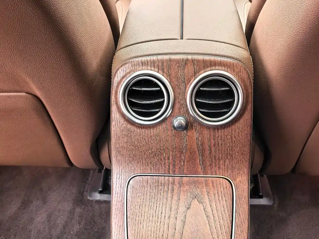 Mercedes-Benz E-Class 2021 — фото 11