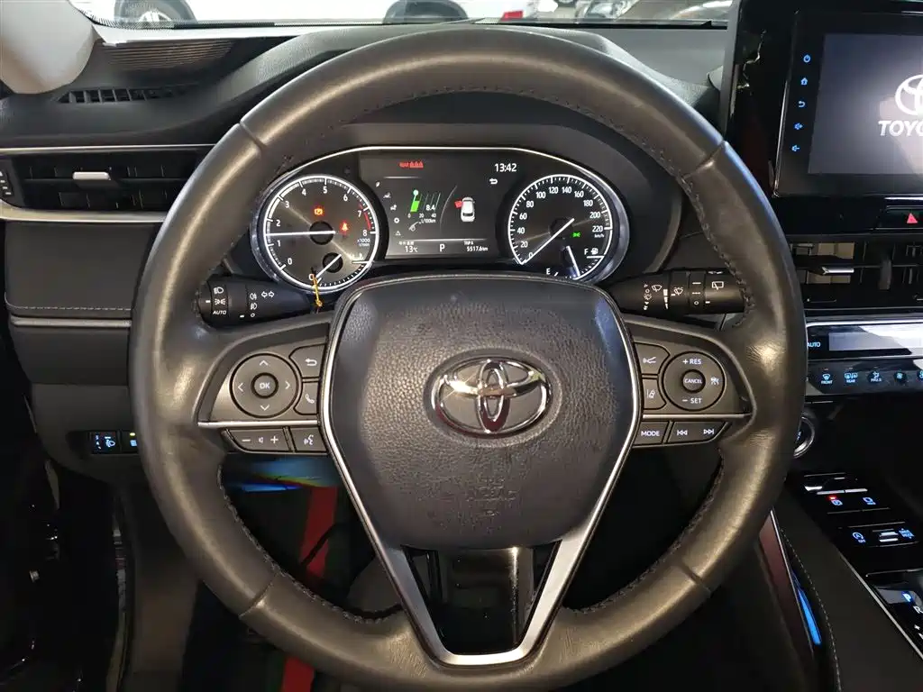 Toyota Harrier 2022 — фото 7