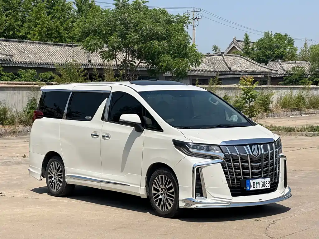 Toyota Alphard 2011 — фото 3