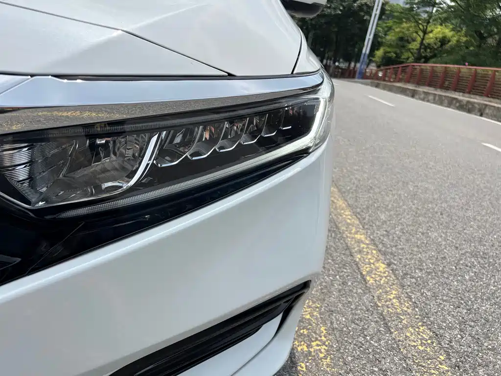 Honda Accord 2020 — фото 21