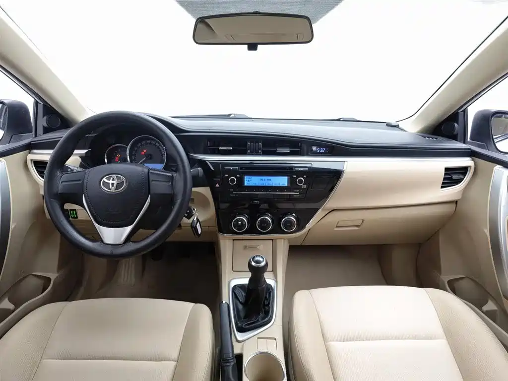 Toyota Corolla 2016 — фото 5