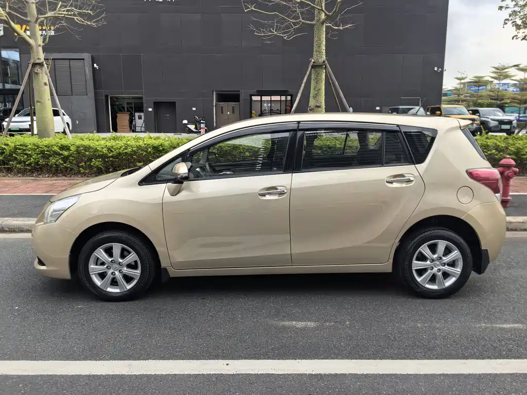 Toyota Verso 2014