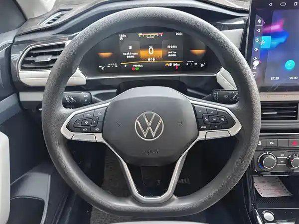 Volkswagen Tharu 2025