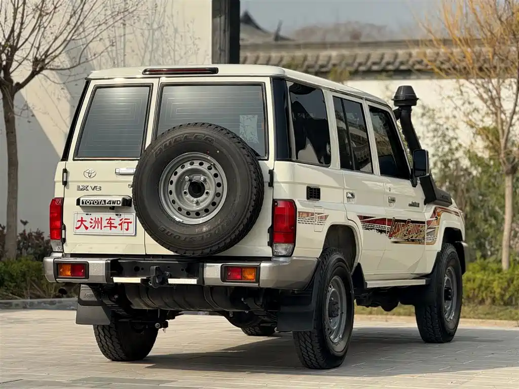 Toyota Land Cruiser 2025 — фото 6