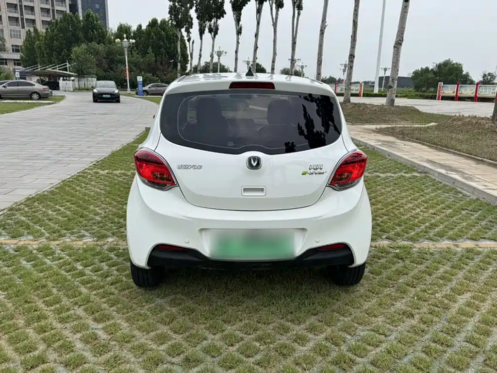 Changan Benben E-Star 2020 — фото 12