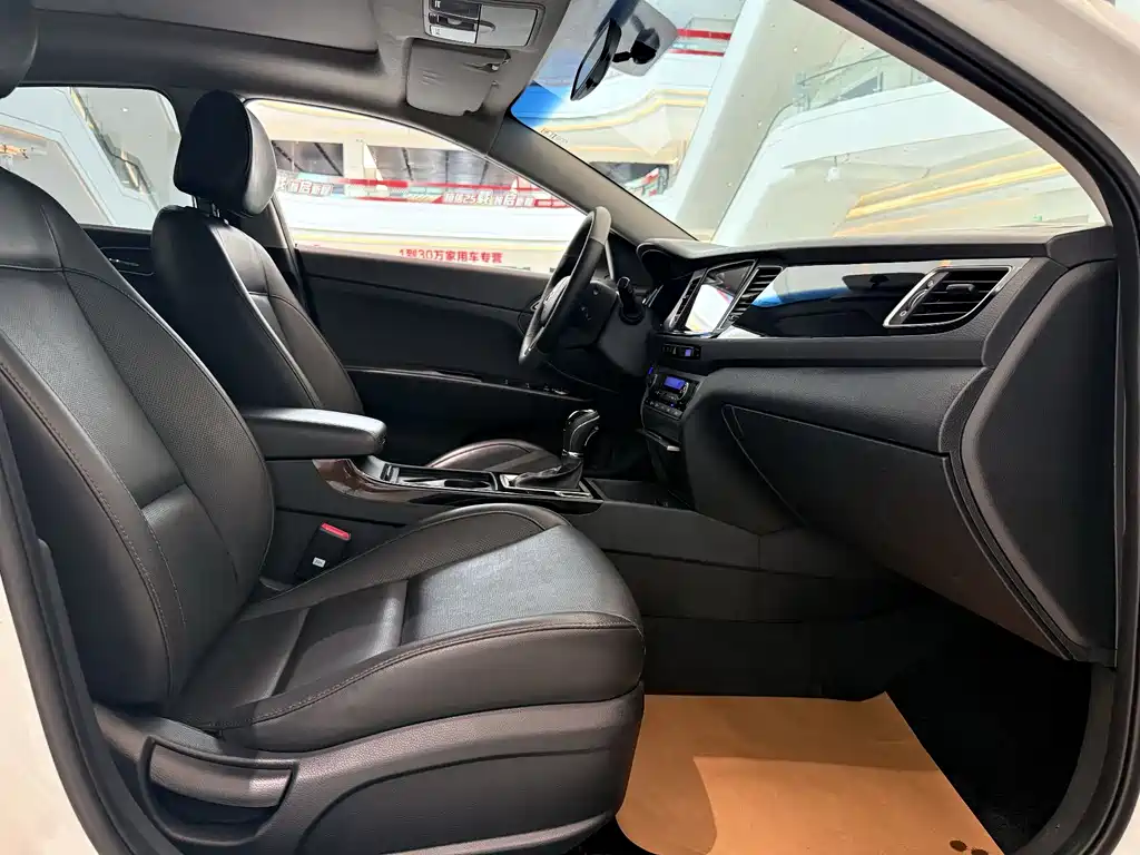 Hyundai Mistra 2015 — фото 9