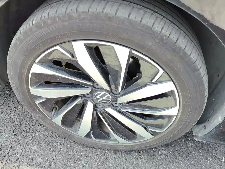 Volkswagen Passat 2021