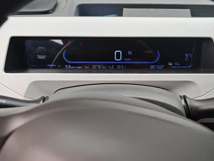 Geely Galaxy Panda 2025 — фото 14