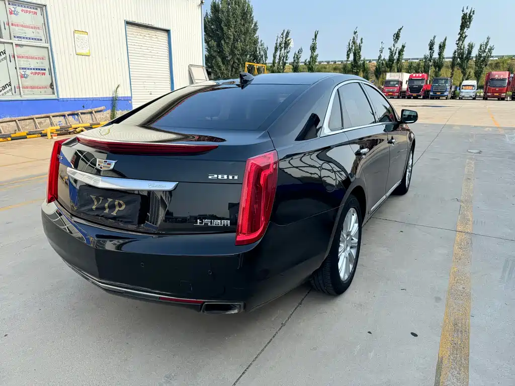 Cadillac XTS 2017 — фото 9