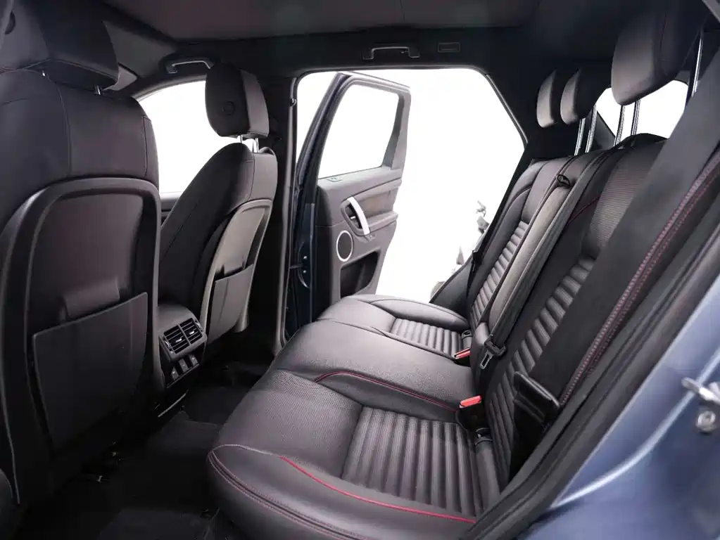 Land Rover Discovery Sport 2020 — фото 16