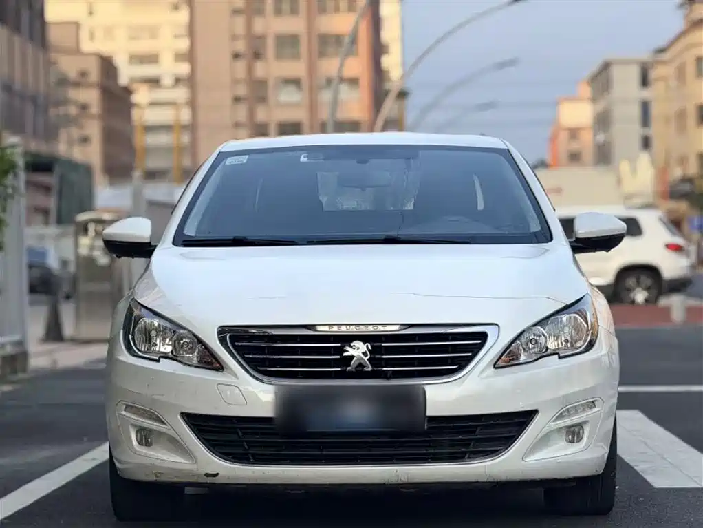 Peugeot 408 2015 — фото 25