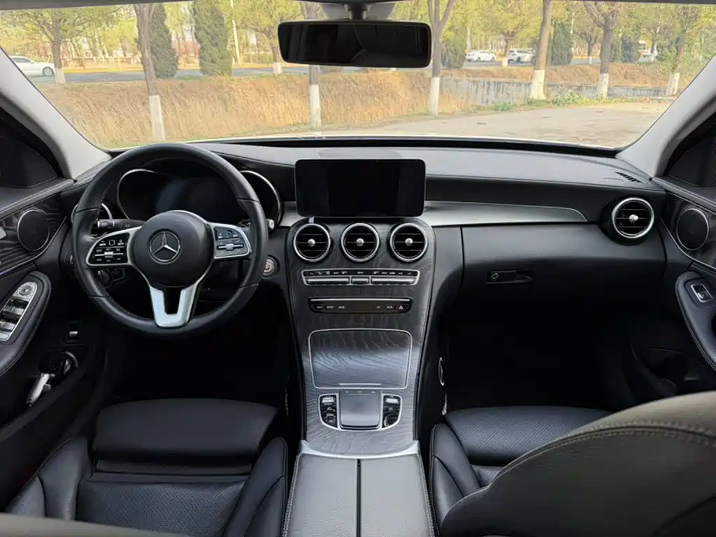 Mercedes-Benz C-Class 2020 — фото 13