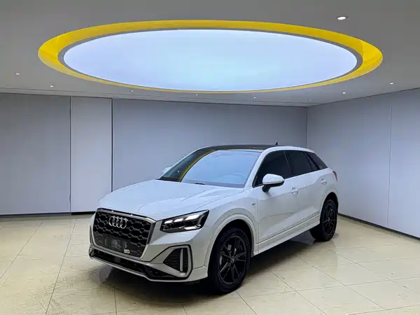 Audi Q2L 2023
