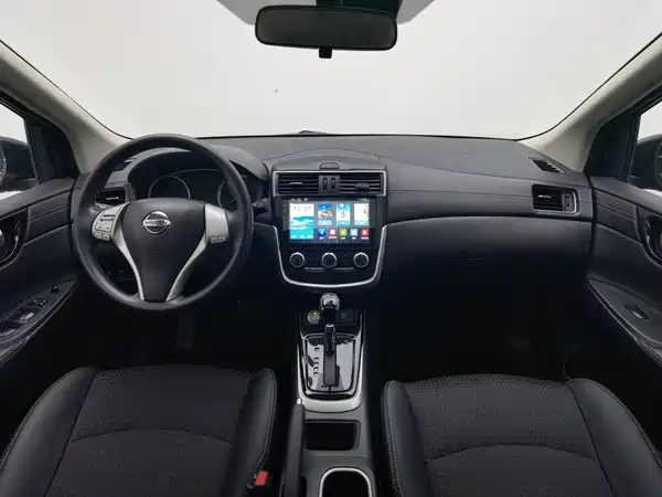 Nissan Tiida 2017