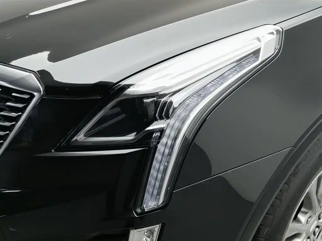 Cadillac XT5 2021 — фото 7