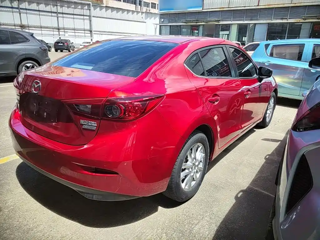 Mazda 3 Angkesela 2015