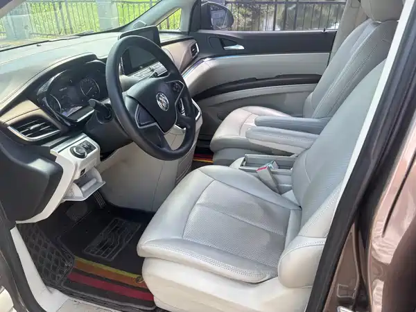 Buick GL8 2022