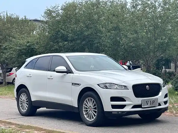 Jaguar F-PACE 2018