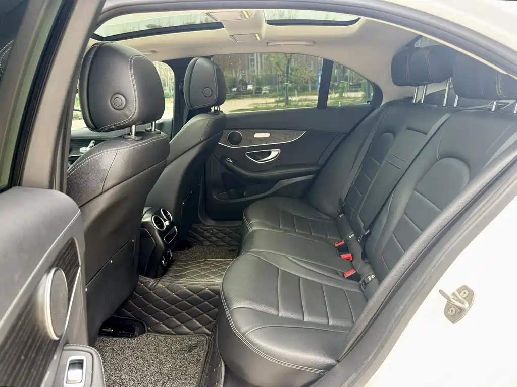 Mercedes-Benz C-Class 2021 — фото 16