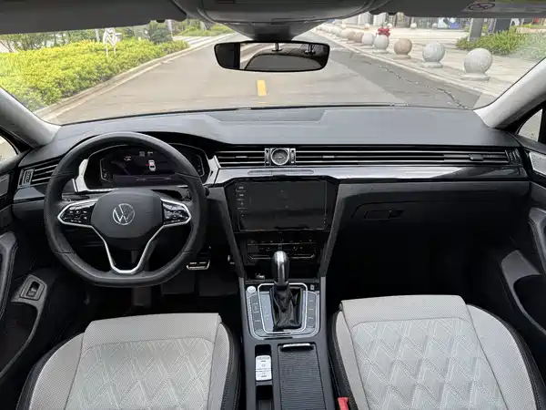 Volkswagen Magotan 2023