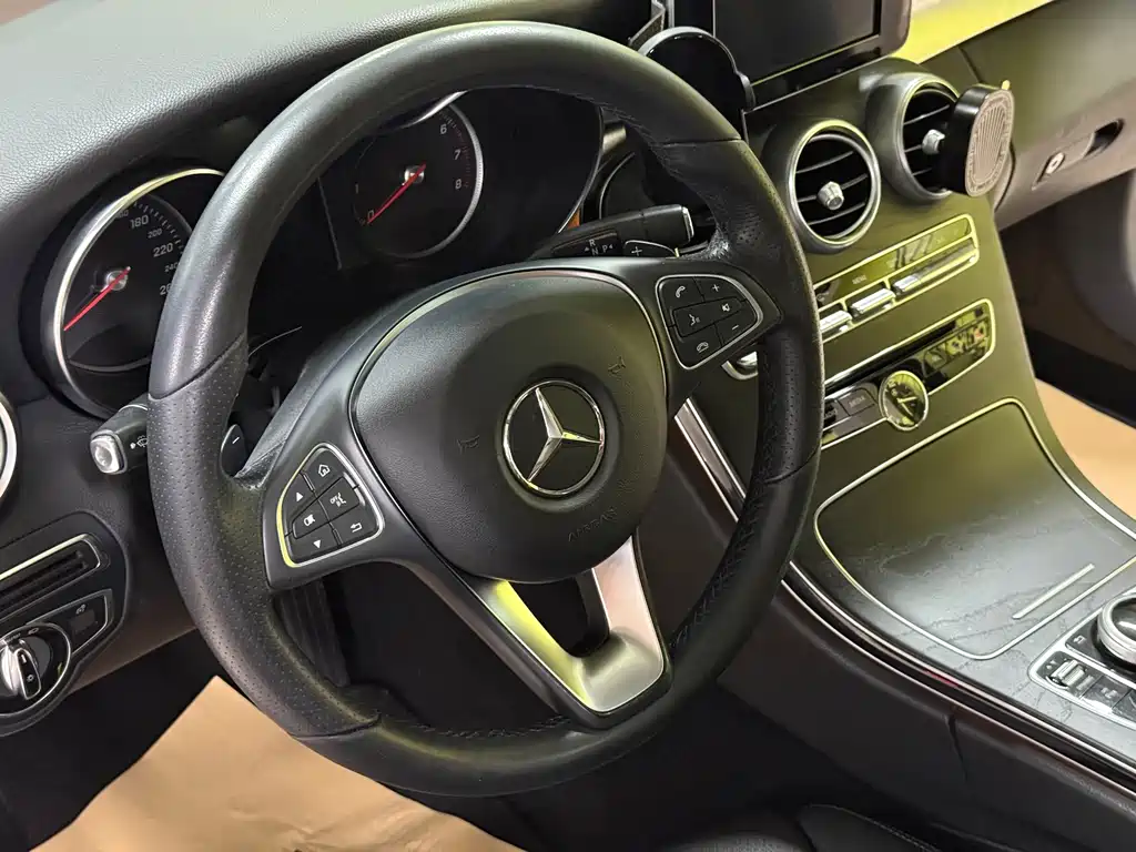 Mercedes-Benz C-Class 2016 — фото 15