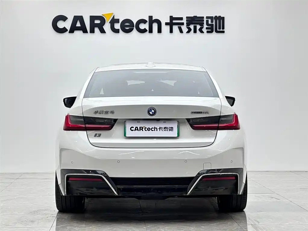BMW i3 2024 — фото 4