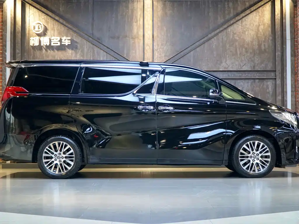 Toyota Alphard 2016 — фото 5