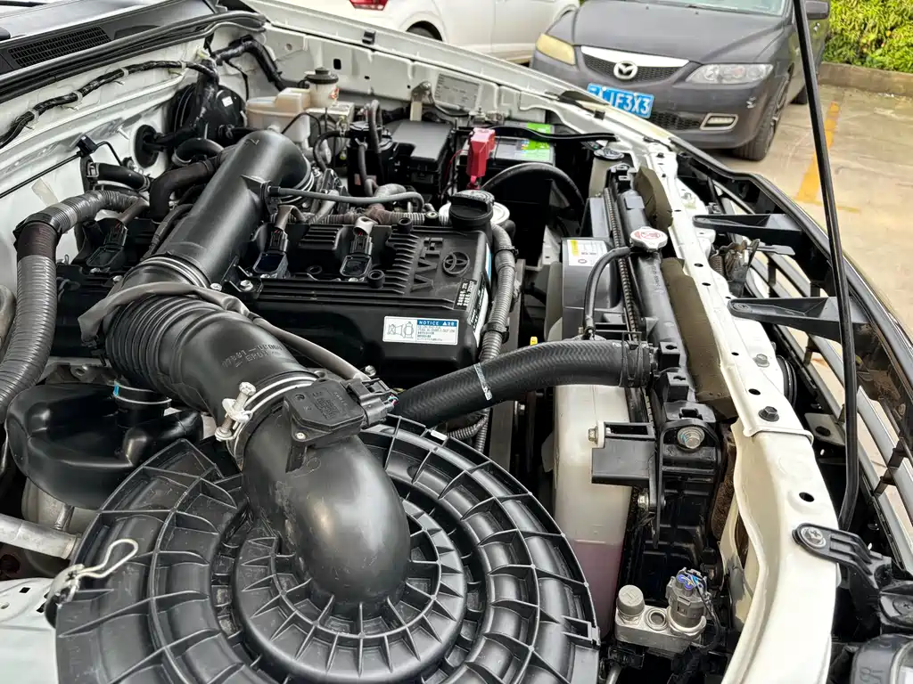 Toyota Fortuner 2014 — фото 20