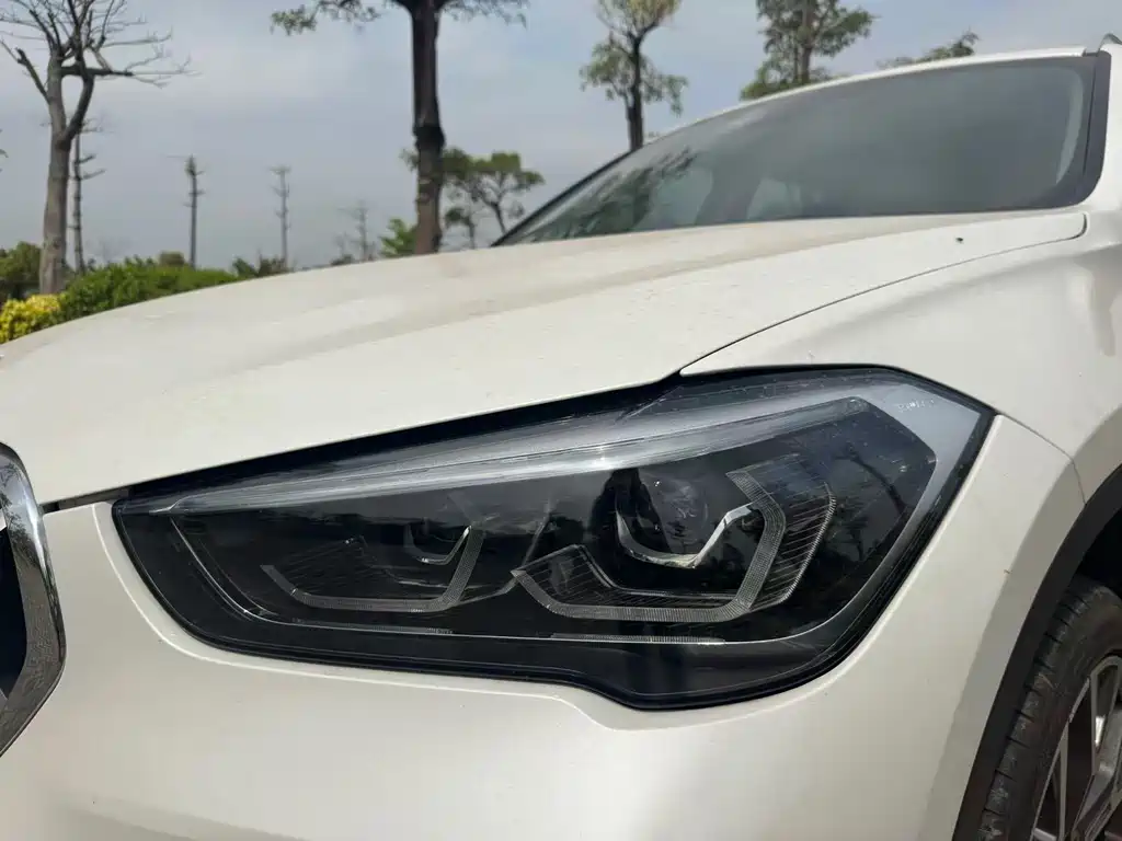 BMW X1 2022 — фото 4