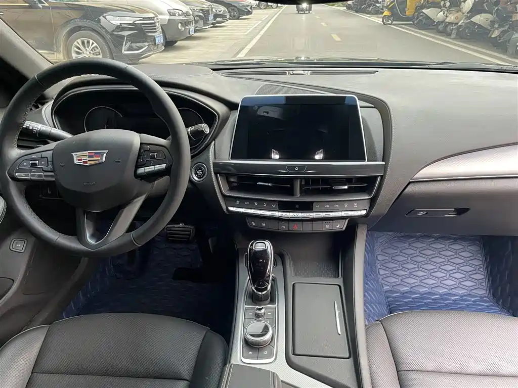 Cadillac CT5 2023 — фото 17