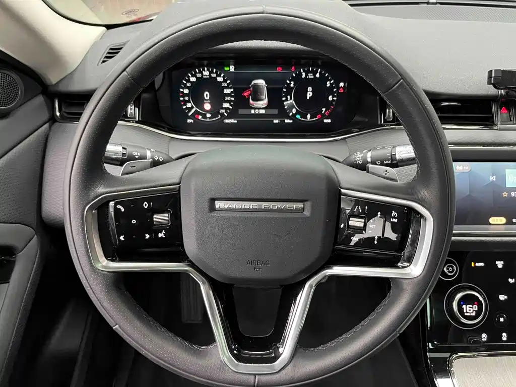 Land Rover Range Rover Evoque 2022 — фото 3