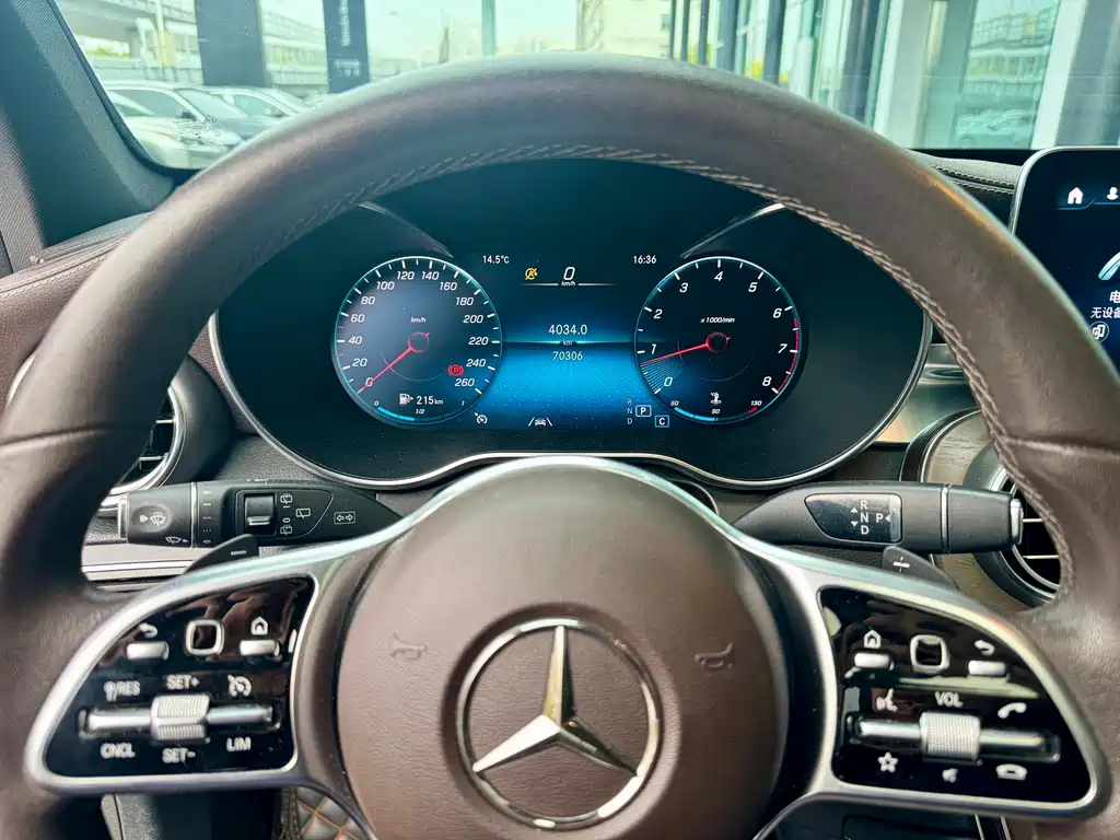 Mercedes-Benz GLC 2019 — фото 3