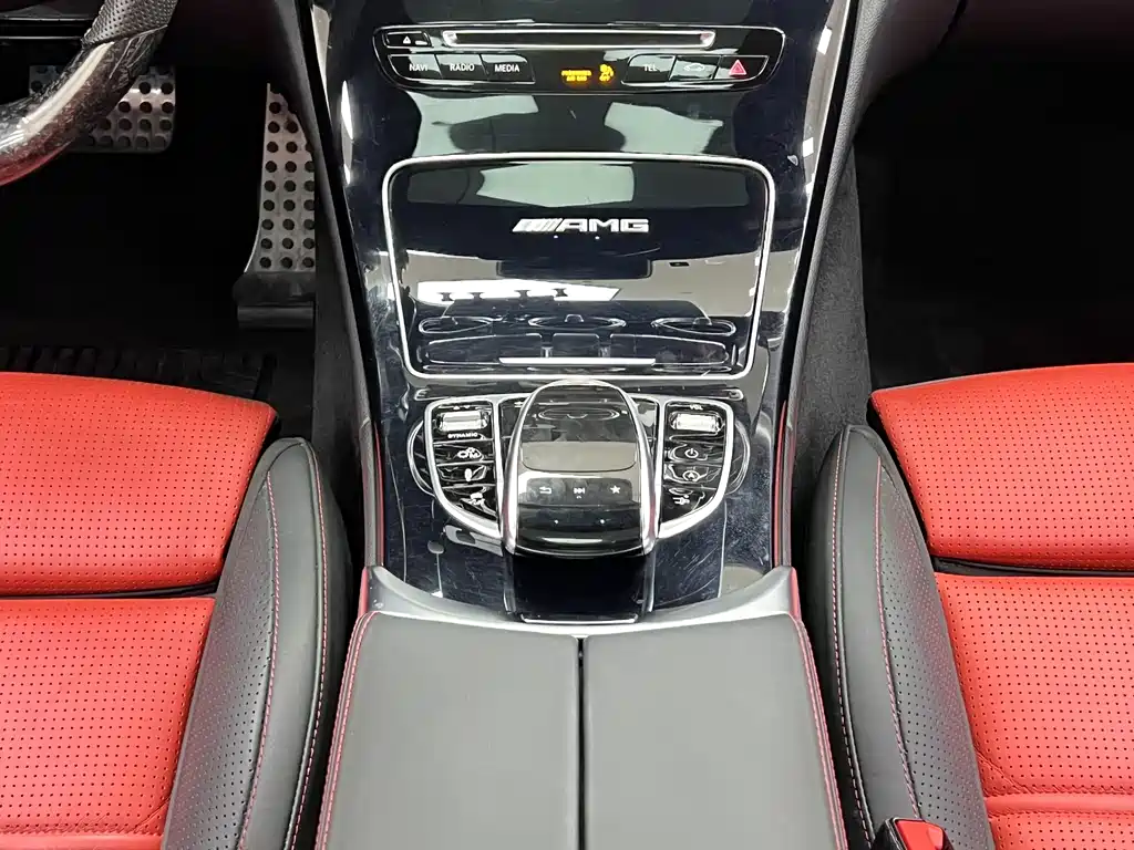 Mercedes-Benz C-Class AMG 2018 — фото 24