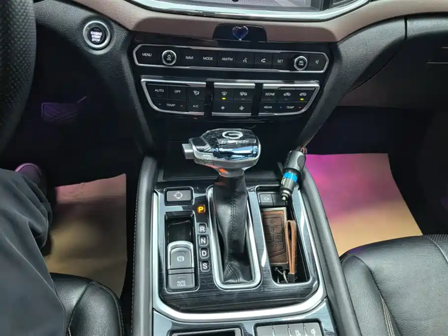 GAC Motor Trumpchi GS8 2017 — фото 16