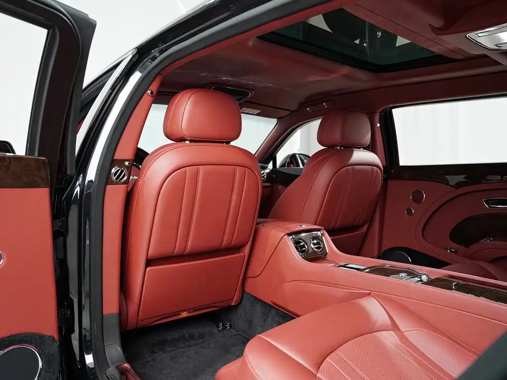 Bentley Mulsanne 2020 — фото 10