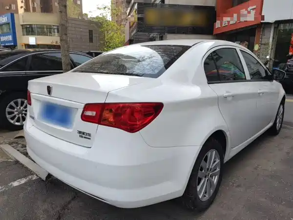 Roewe 350 2015