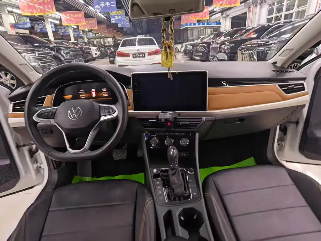 Volkswagen Bora 2024