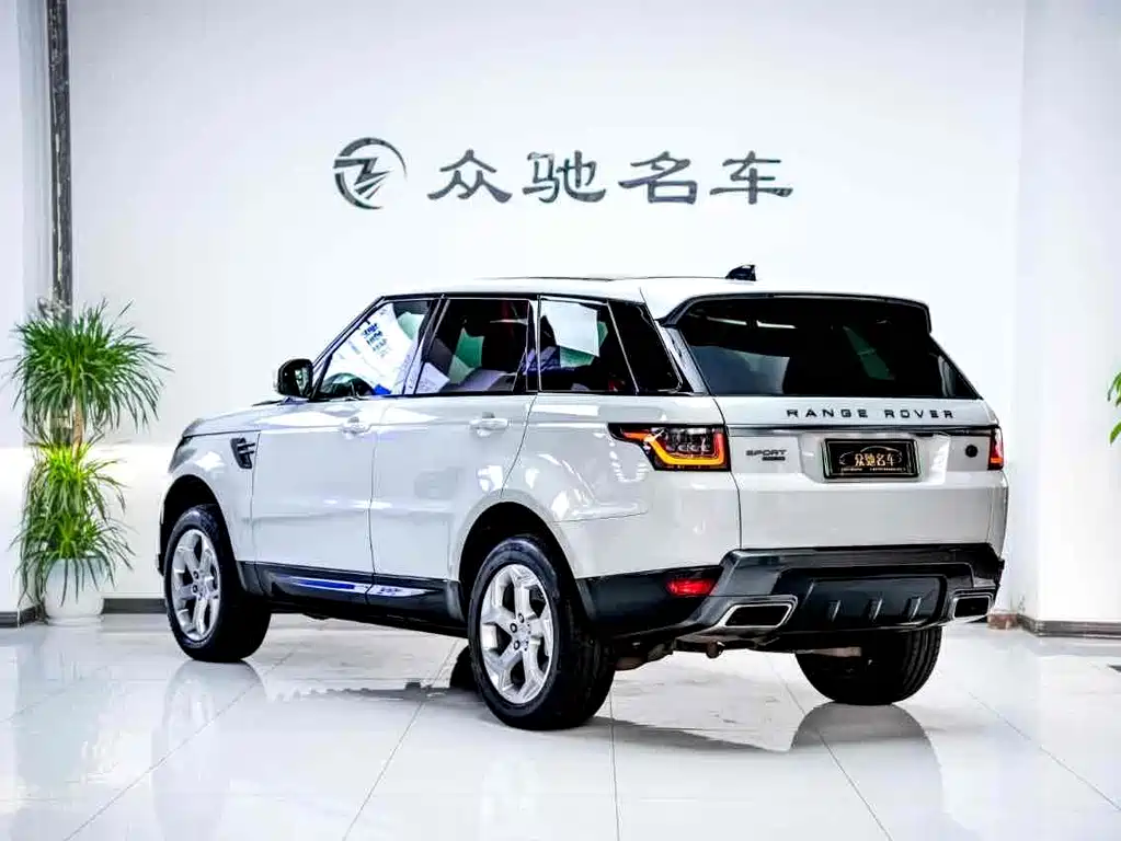 Land Rover Sport PHEV 2019 — фото 12
