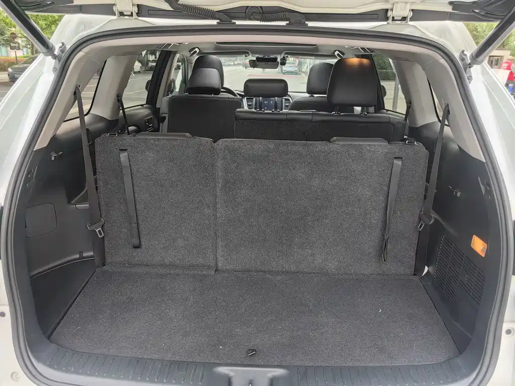 Toyota Highlander 2020 — фото 14