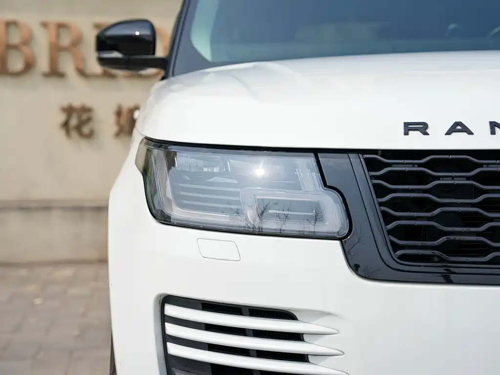 Land Rover Range Rover 2018 — фото 8