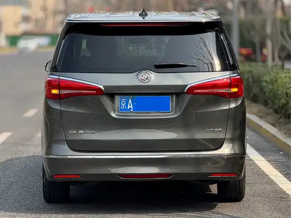 Buick GL8 2017
